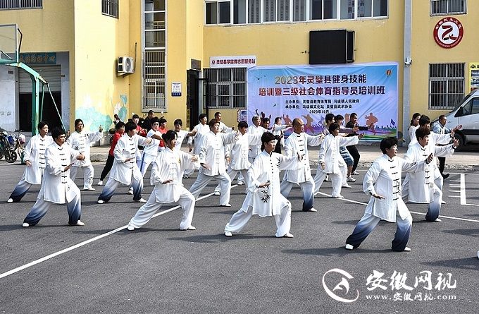 fe15854c12337947a571cdc8e0b40c67.jpg