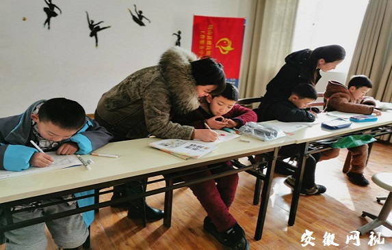 下载 (1).jpg