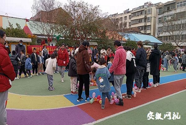西城社区开展春暖半边天活动3.jpg