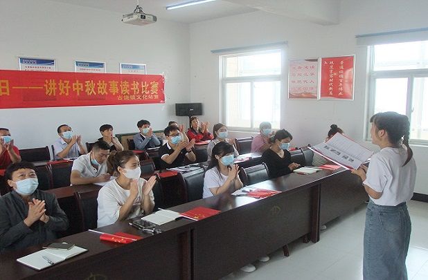 附件1：“我们的节日——讲好中秋故事读书比赛”活动，受到居民的一致欢迎。.JPG